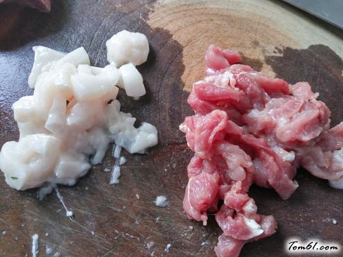 【辣椒豆干炒肉】