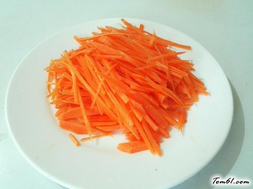 【胡萝卜炒肉】