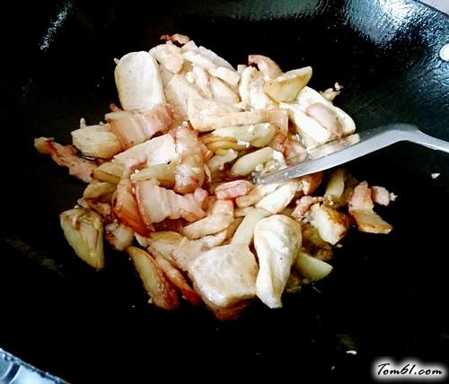 【豆腐焖茄子】