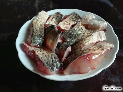 【剁椒蒸鱼块】