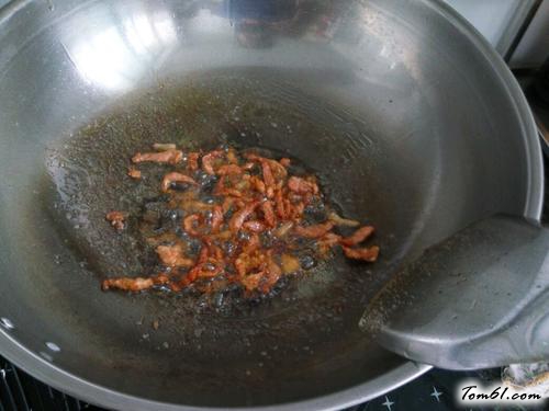 【辣椒豆干炒肉】