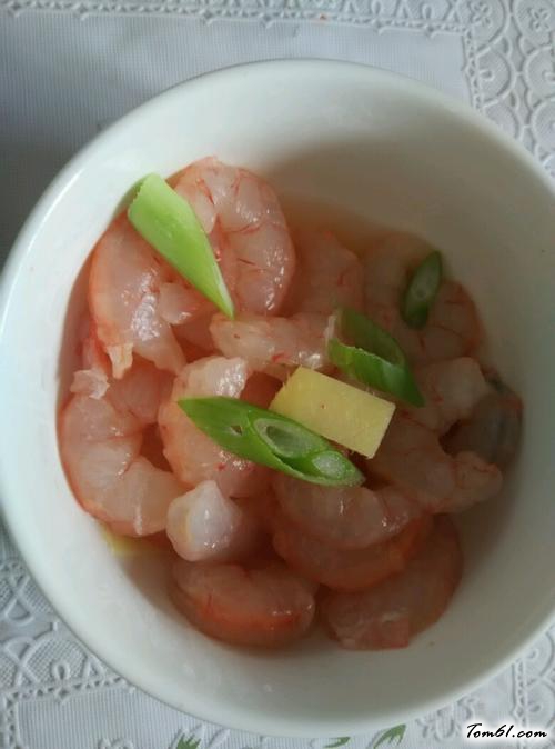 【西红柿虾仁炒菜花】