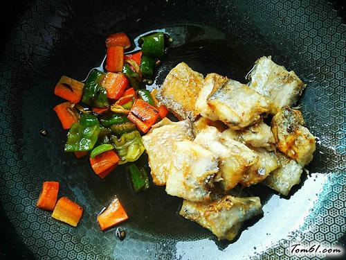 【香酥烩带鱼】