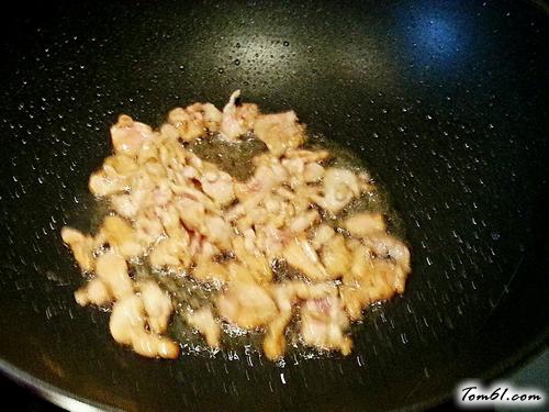 【肉片双椒烧口蘑】