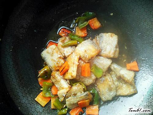 【香酥烩带鱼】