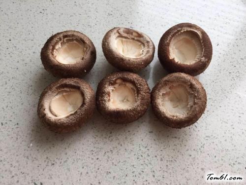 【油菜酿香菇】