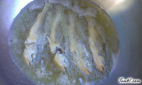 【油炸小黄鱼】