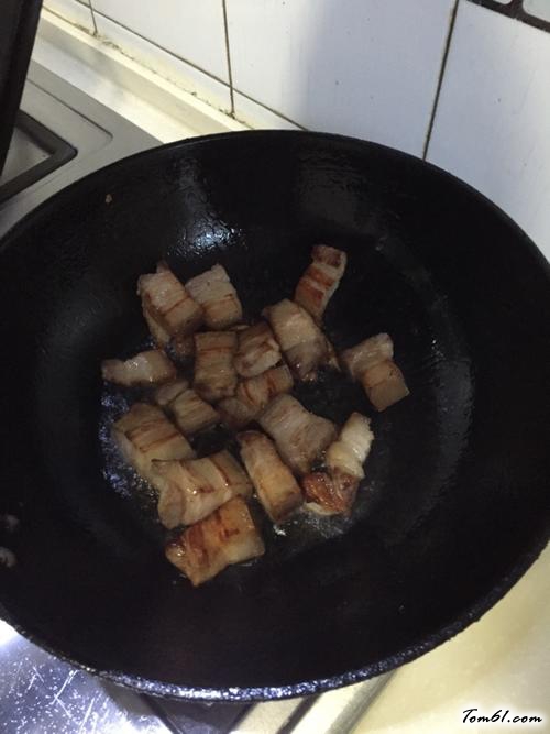 【海带千张炖五花】