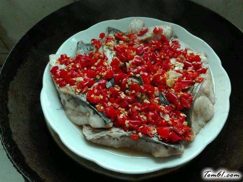 【剁椒蒸鱼块】
