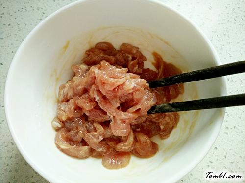 【泡菜苕粉炒肉丝】