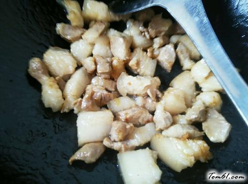 【梅干菜红烧肉】