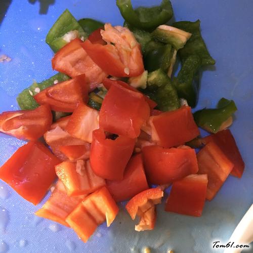 【杏鲍菇炒肉】