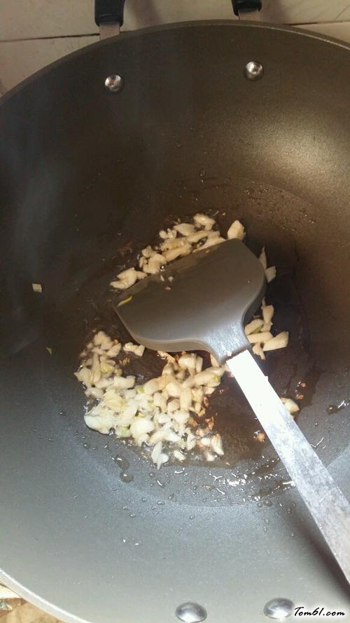 【椒盐基尾虾】