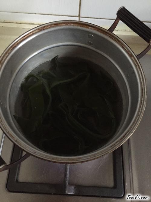 【海带千张炖五花】