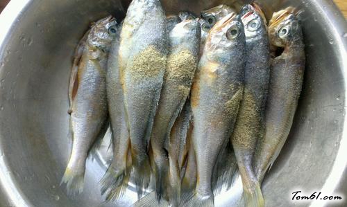 【油炸小黄鱼】