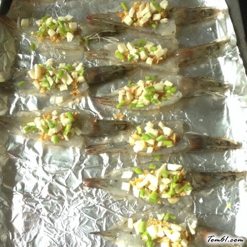 【蒜蓉焗明虾】