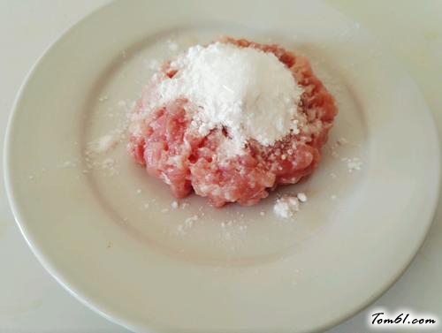 【蒸肉末白萝卜丝】