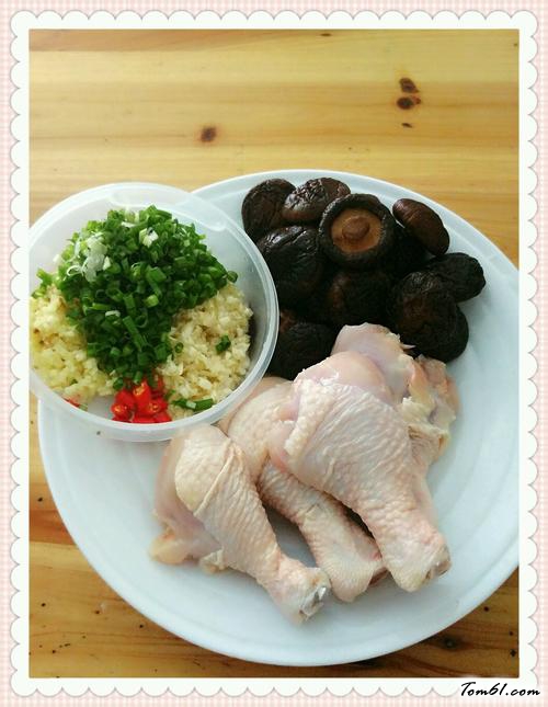 【香菇蒸鸡腿肉】