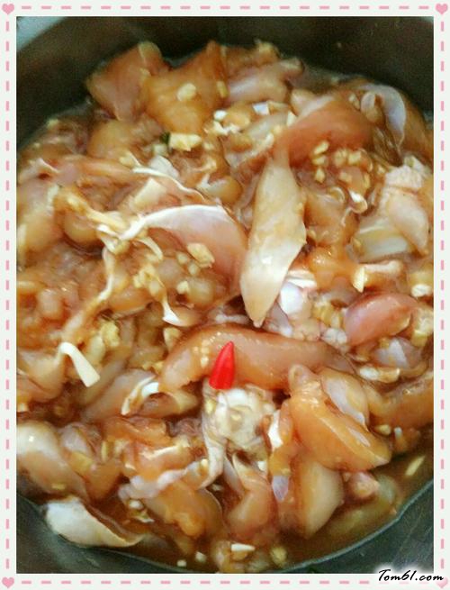 【香菇蒸鸡腿肉】