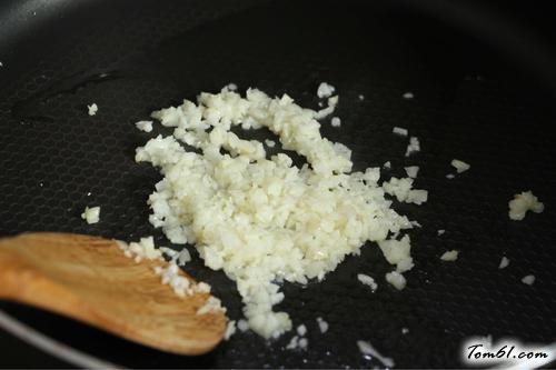 【蒜蓉粉丝蒸丝瓜】