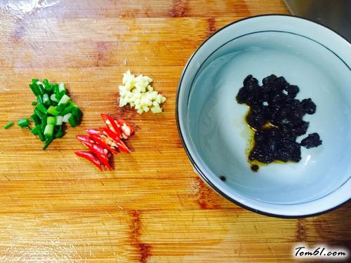 【豆豉辣椒蒸鳕鱼】