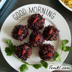 鹌鹑蛋糯米肉丸的做法