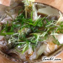 清蒸鲈鱼的做法6