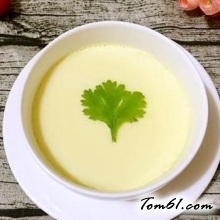 牛奶炖鸡蛋的做法2