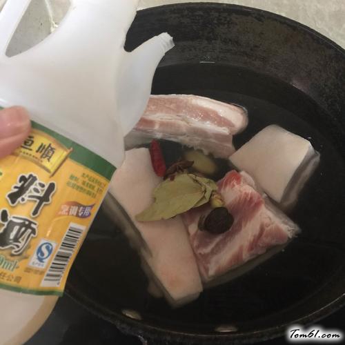 【东坡肉】