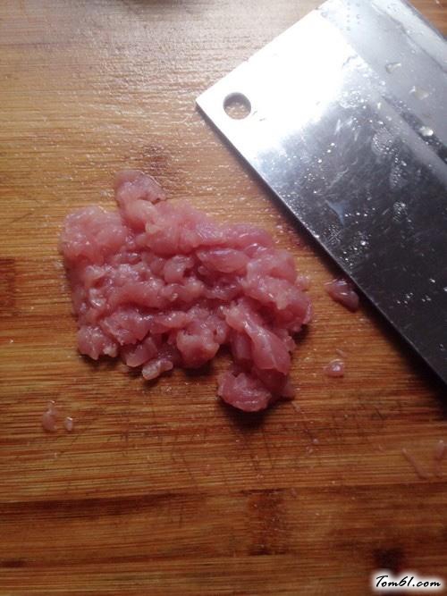 【鸡蛋肉末羹】