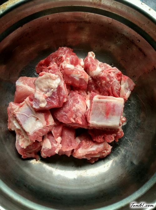 【豆腐蒸排骨】