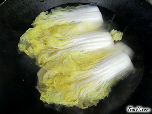 【剁椒粉丝娃娃菜】