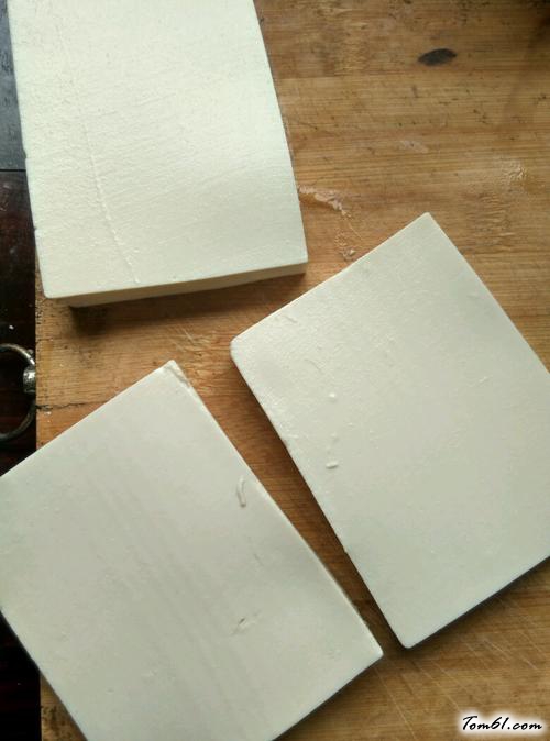 【豆腐蒸排骨】