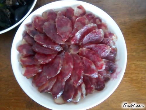 【腊肠蒸鸡蛋干】