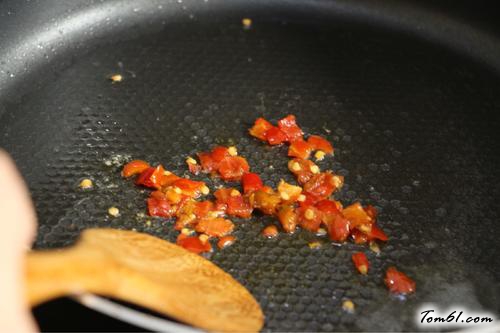 【蒜蓉粉丝蒸丝瓜】