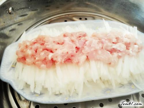 【蒸肉末白萝卜丝】