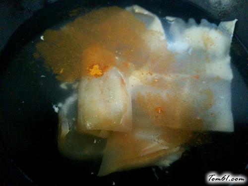 【大蒜辣椒蒸猪皮】