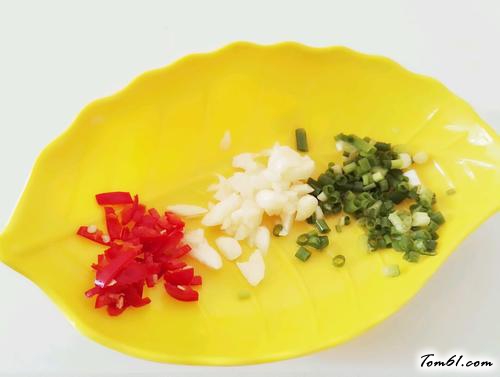 【蒸肉末白萝卜丝】