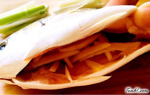 【清蒸白鲳鱼】