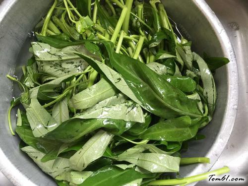 【炝炒空心菜】