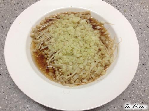 【蒜蓉蒸金针菇】