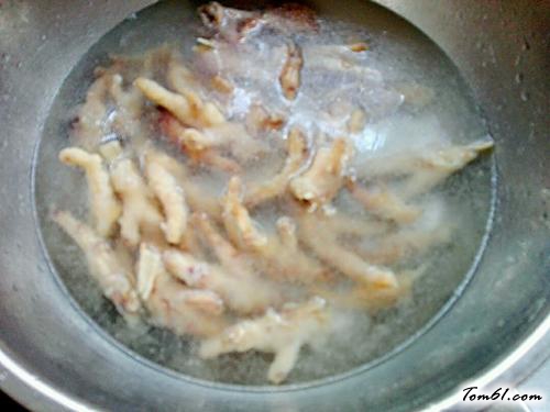 【蒸鸡脚】