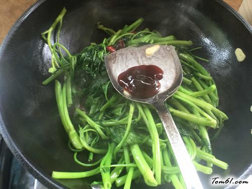 【炝炒空心菜】