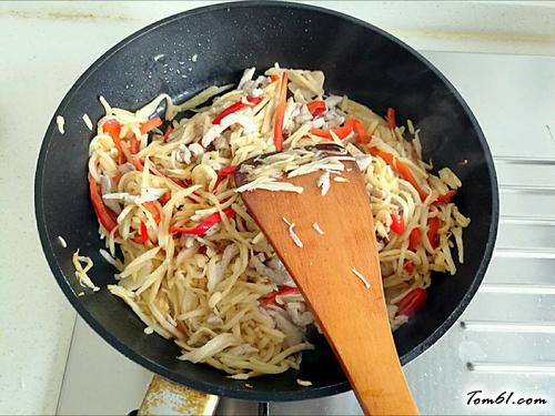 【茭白炒肉丝】