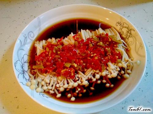 【剁椒蒸金针菇】