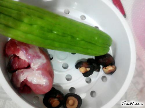 【苦瓜蒸肉】