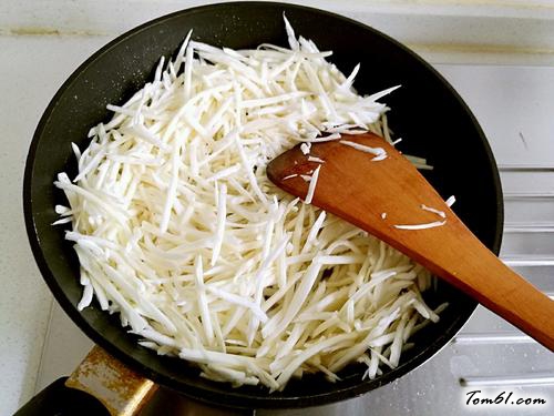 【茭白炒肉丝】