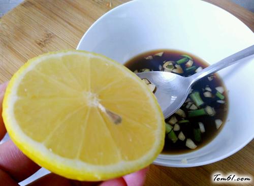 【柠檬鲈鱼（泰式清蒸）】