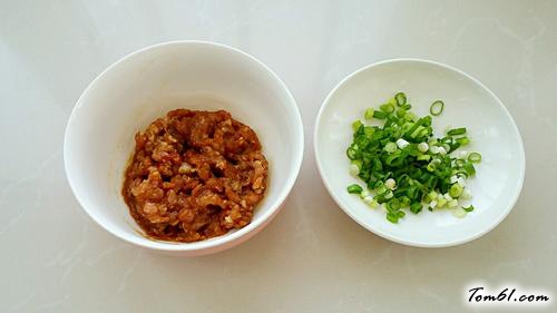 【肉末蒸蛋羹】