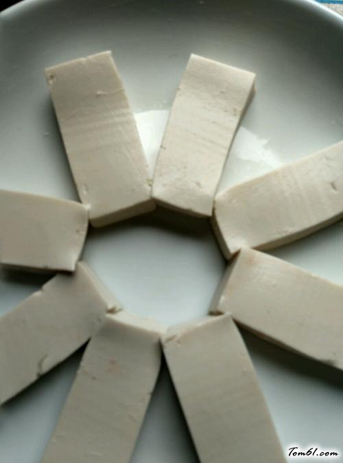 【豆腐蒸排骨】